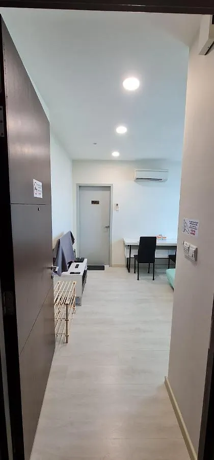 Straits Garden Suites By Yen'S Sojourn George Town Lejlighed