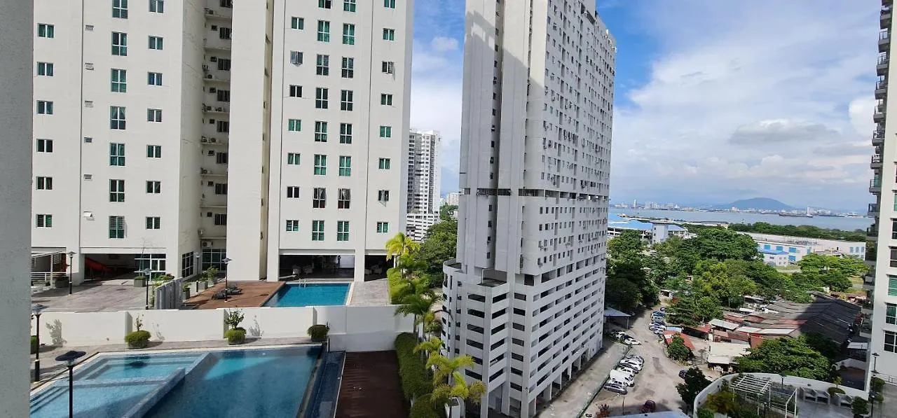 Lejlighed Straits Garden Suites By Yen'S Sojourn George Town